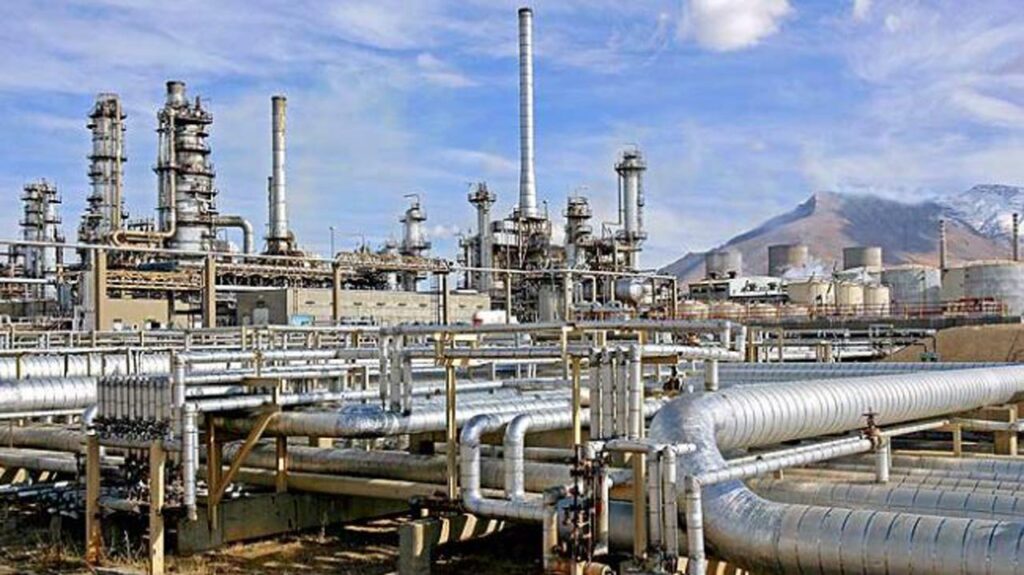 LOCAL REFINERIES TO PAY IN NAIRA FOR CRUDE