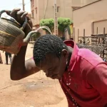 Fighting-the-heat-wave-in-Mali-1_1792757930-768x511-1